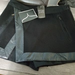 Dance & Marvel Boutique 5ive Black Skort Mesh NWT